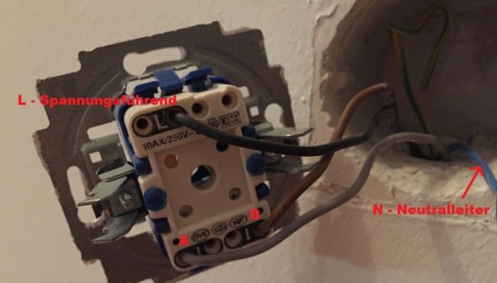 Homematic Teil 4 Wechselschaltung aufbauen ›