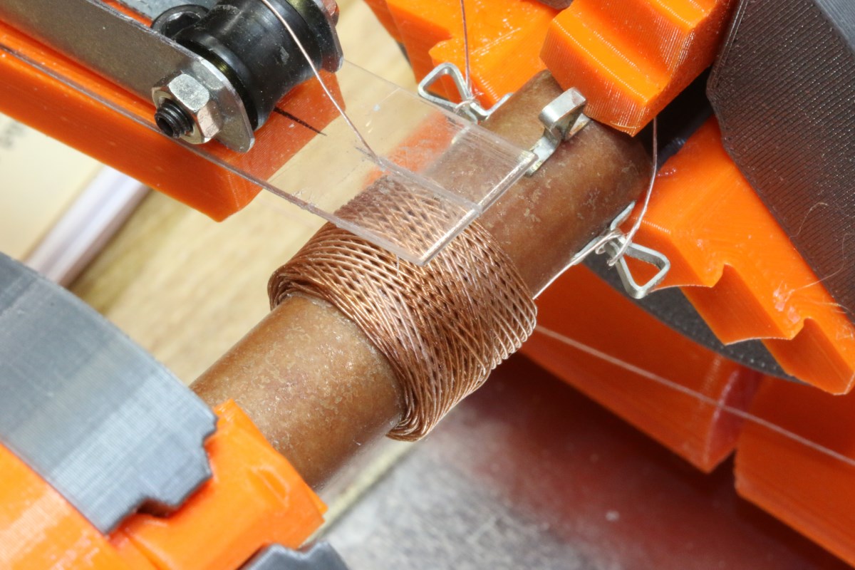 A Homemade Progressive/Universal RF Coil Winder