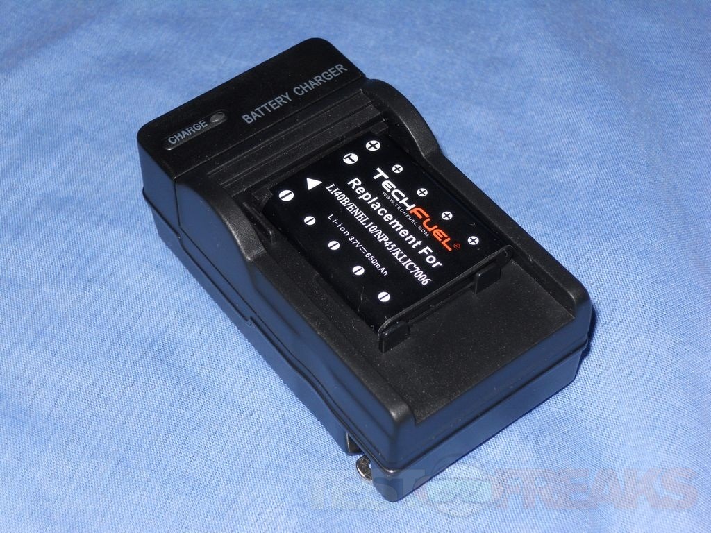 Review of Nikon Coolpix Digital Camera Battery and Travel Charger from