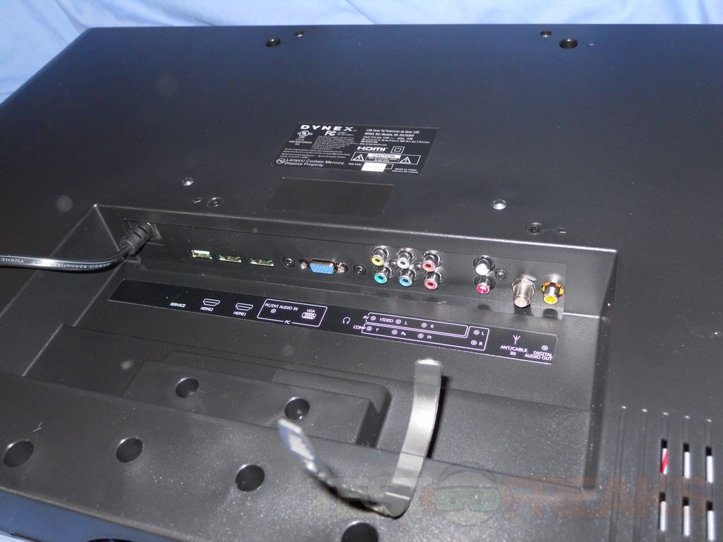 Review of Dynex 32" Class 720p 60Hz LCD HDTV Technogog