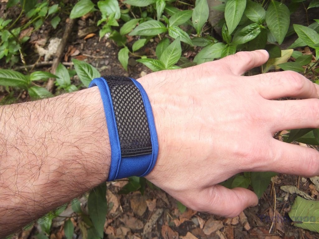 Review of MosquitoAway Mosquito Repellent Bracelet Technogog