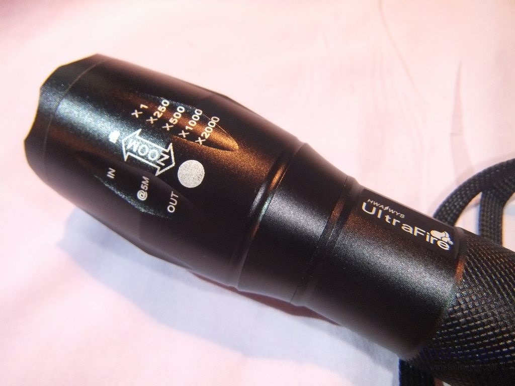 Review of UltraFire 2000 Lumen Cree XML-T6 LED Flashlight | Technogog