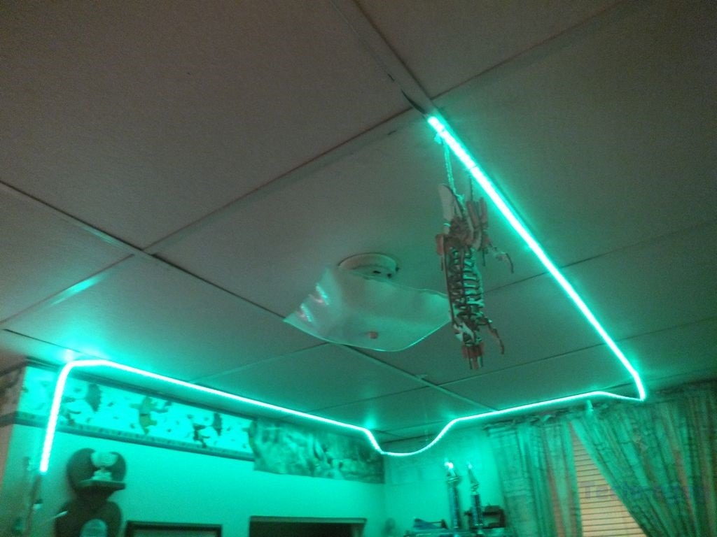 Review of OxyLED OCD83 300 LED 16.4ft Waterproof RGB Strip Light Kit