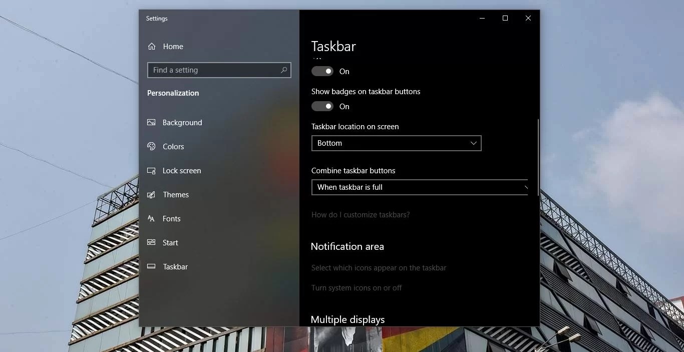 Windows 10 taskbar covering windows zoomground