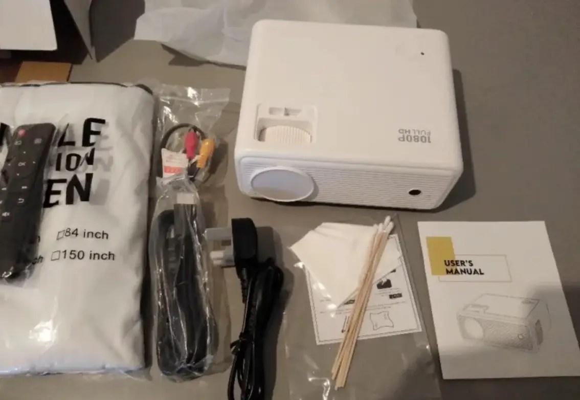 Best projector under 200 Top 10 Picks in 2023 TechPicko