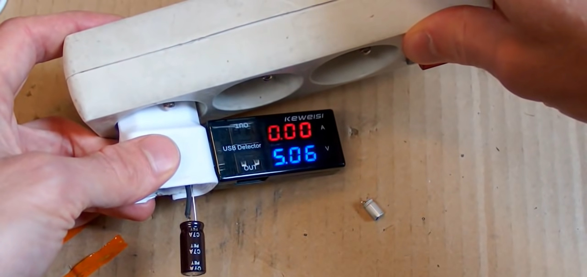 What is USB voltage? Things you need to consider TechPicko