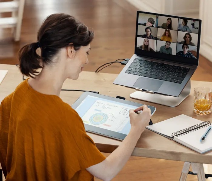 How Do Pens Work? (A Detailed Guide) Tech Plural