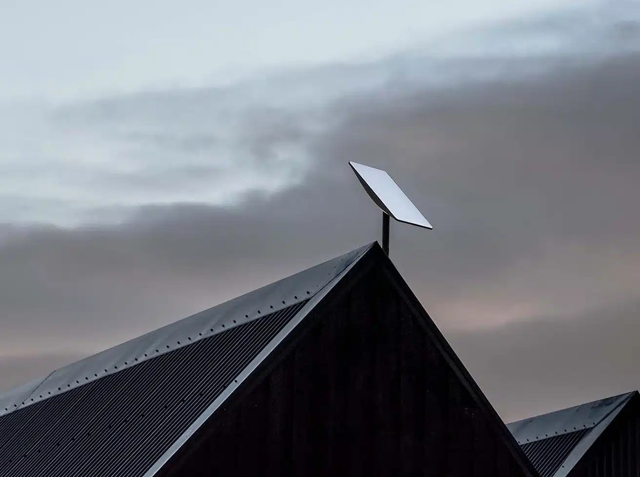 Starlink suspends price hike in Nigeria amid regulatory challenges