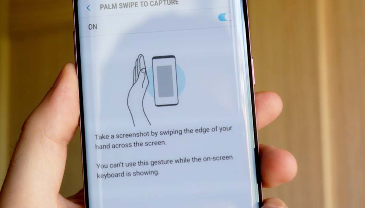 How to Take a Screenshot on Samsung Galaxy 100 Works