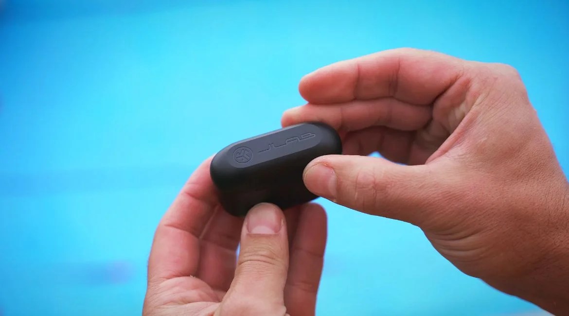 JLab Earbuds Not Charging [SOLVED All Models]