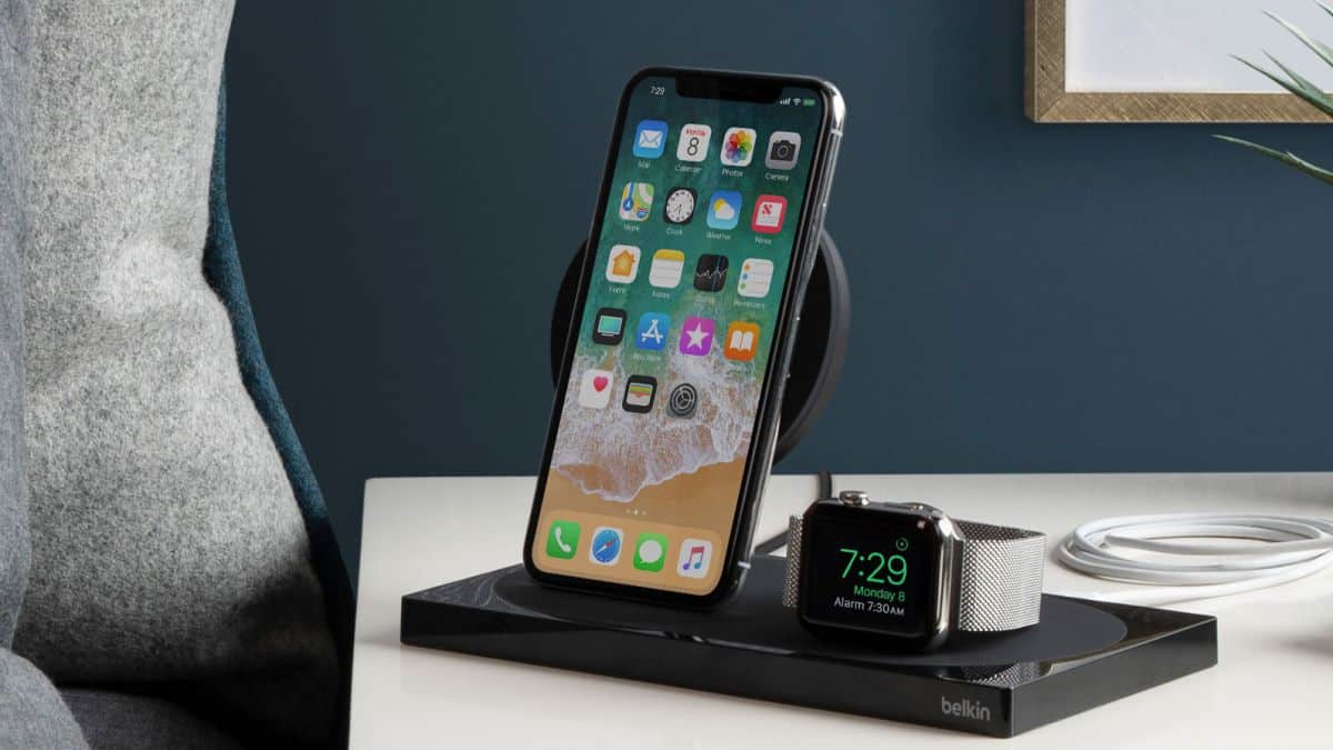 How to Choose a Wireless Charger for iPhone? Tips and a selection of