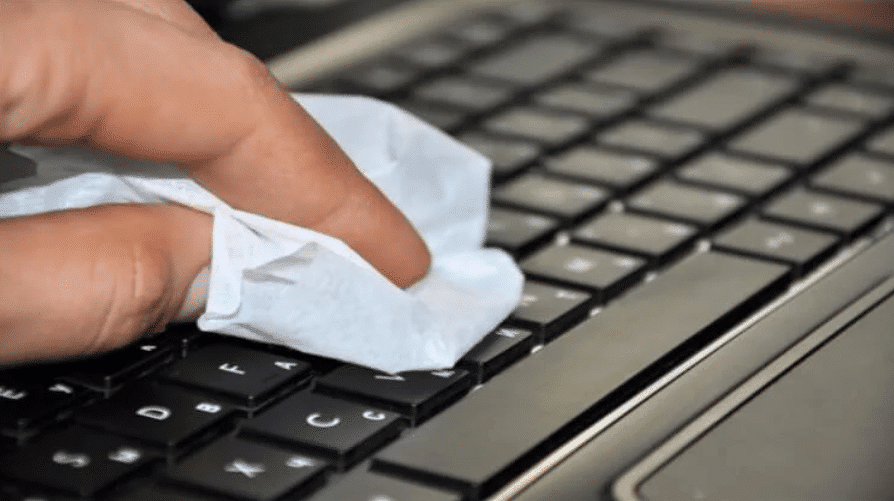 How to properly clean your MacBook Keyboard and Screen 3 Excellent