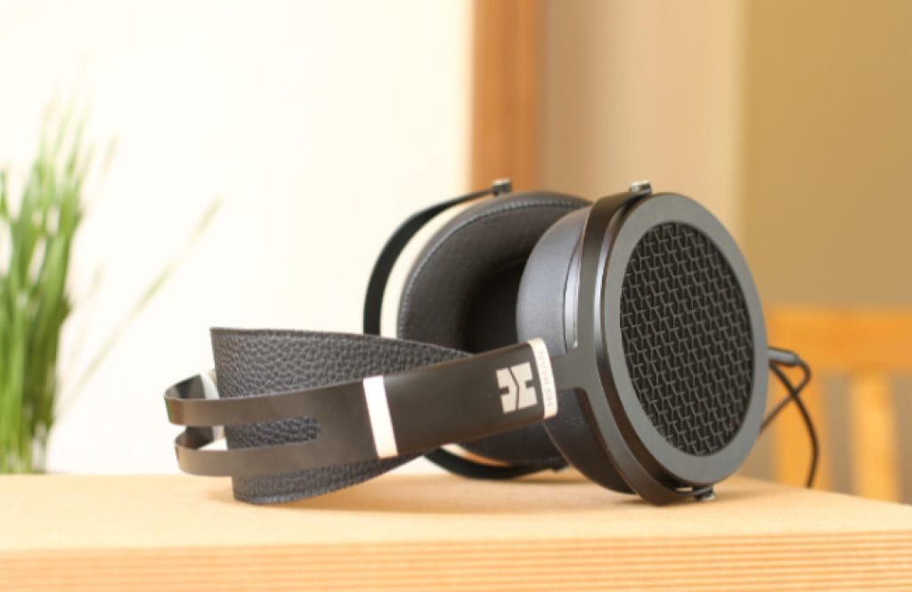 What Is Soundstage in Headphones? Tech Review Advisor
