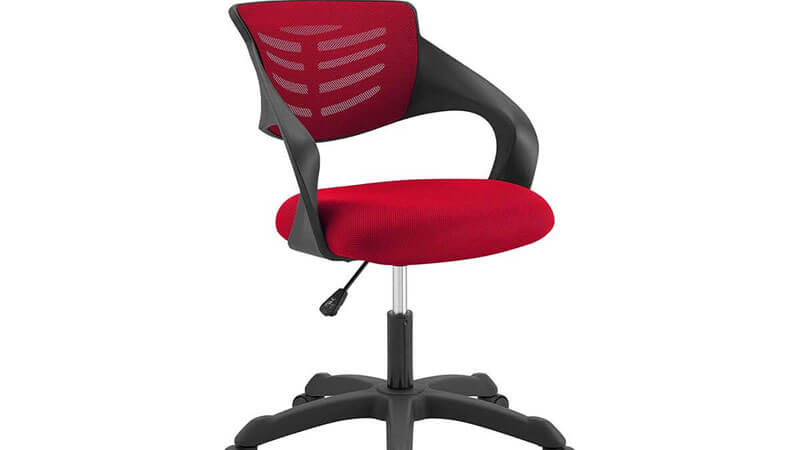 Lighten Up Your Office with the Magnificence of Red Office