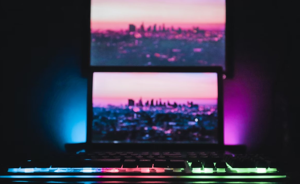 How to Connect PC to Samsung Smart TV (With and Without WiFi)