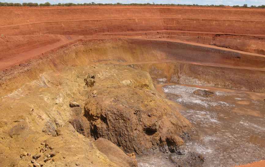 US Army Will Fund Rare Earths Plant for Weapons Development Tech Startups