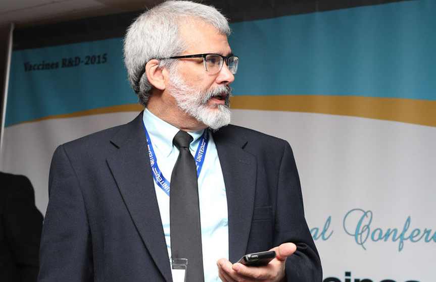 Scientist says mRNA vaccine inventor Dr. Robert Malone ruined “his