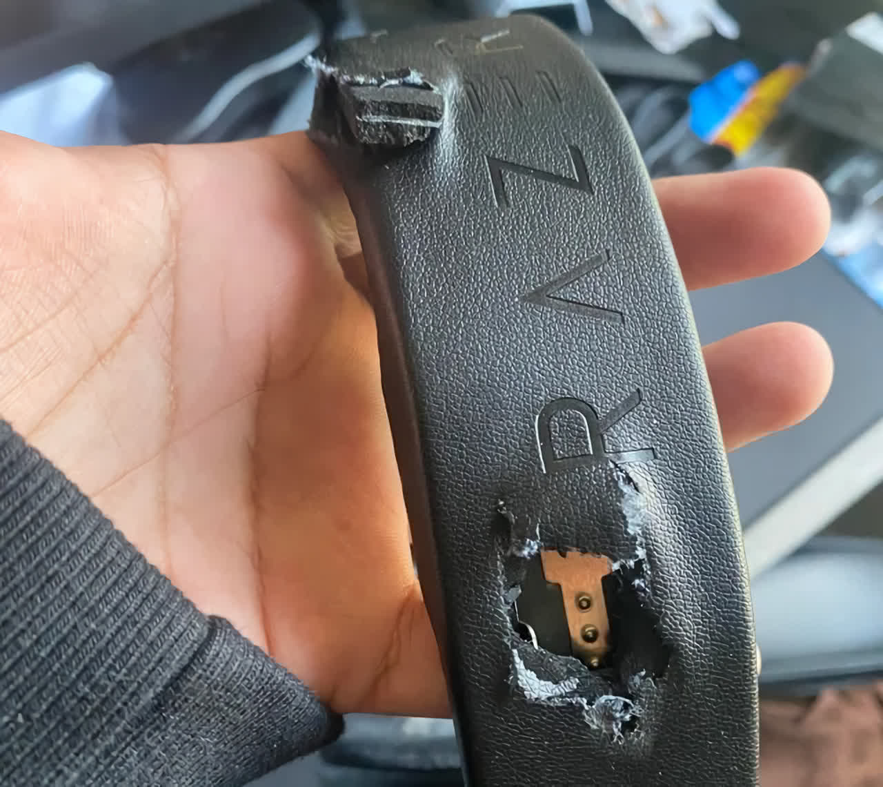 Reddit user claims Razer headset saved his life from stray bullet