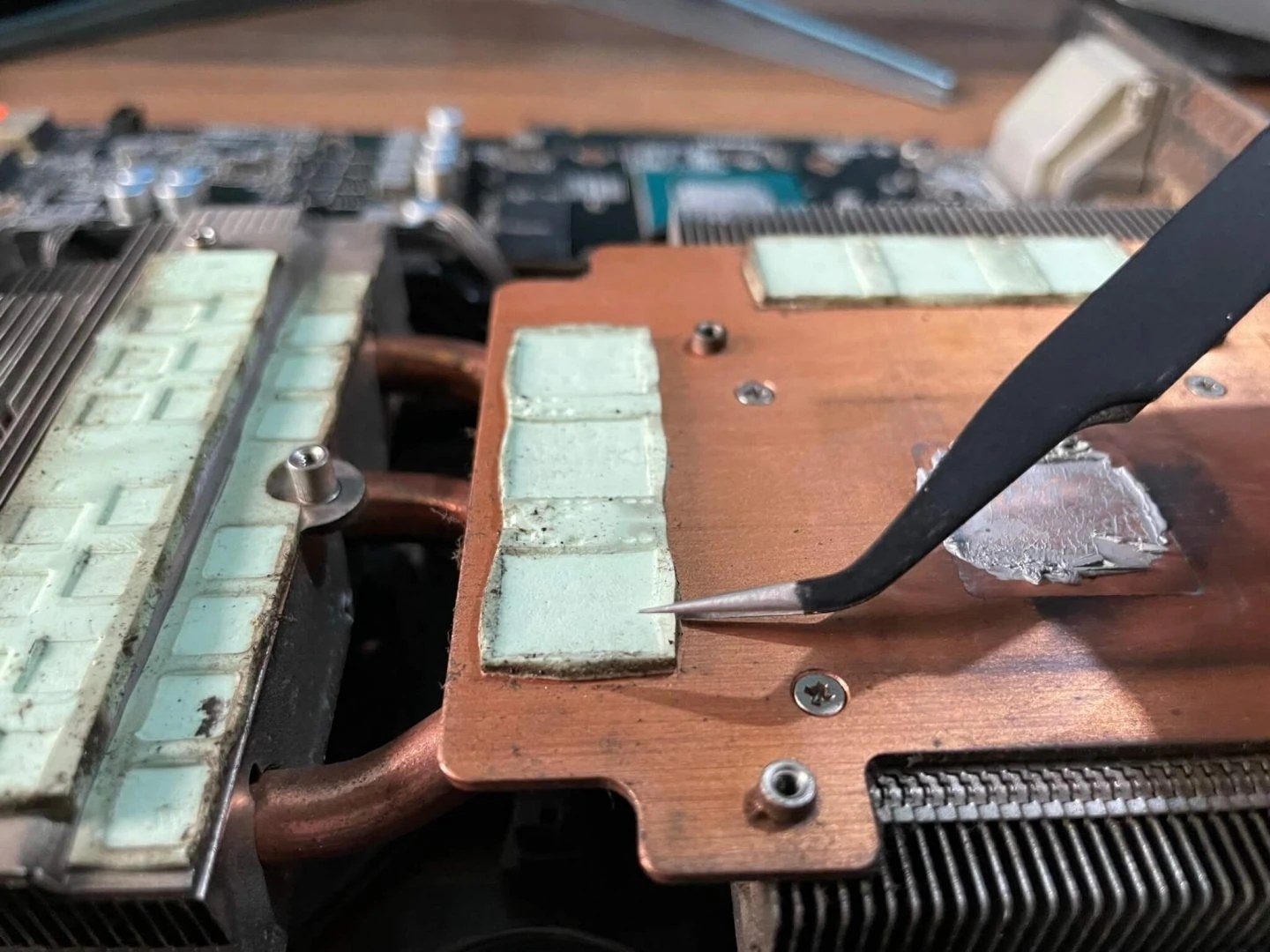 How to replace thermal pads on a GPU? The Techtellectual