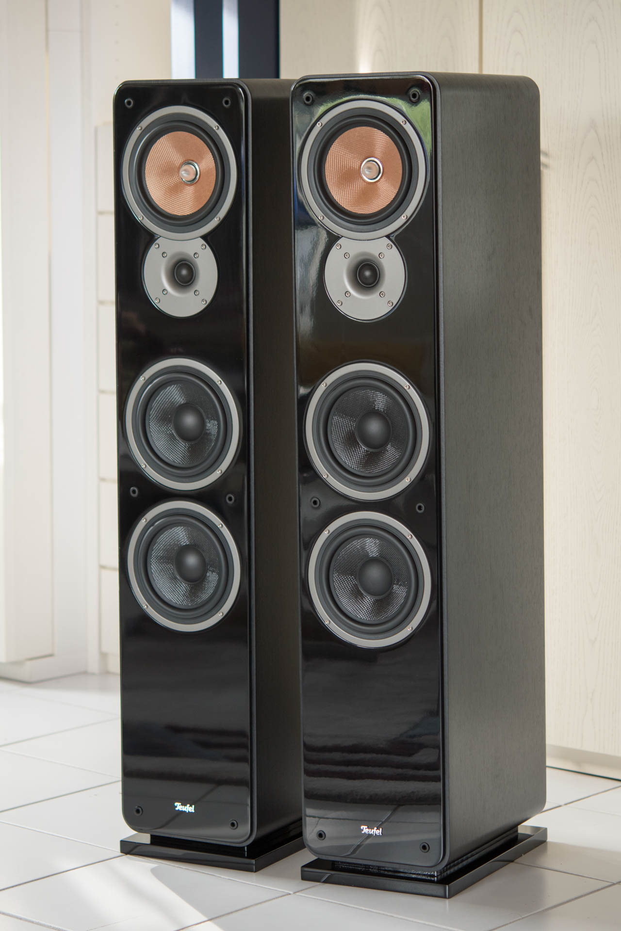 Teufel Ultima 40 Mk2 Im Test, Das Lautsprecher Monster Aus Dem Hause Teufel | Techtest