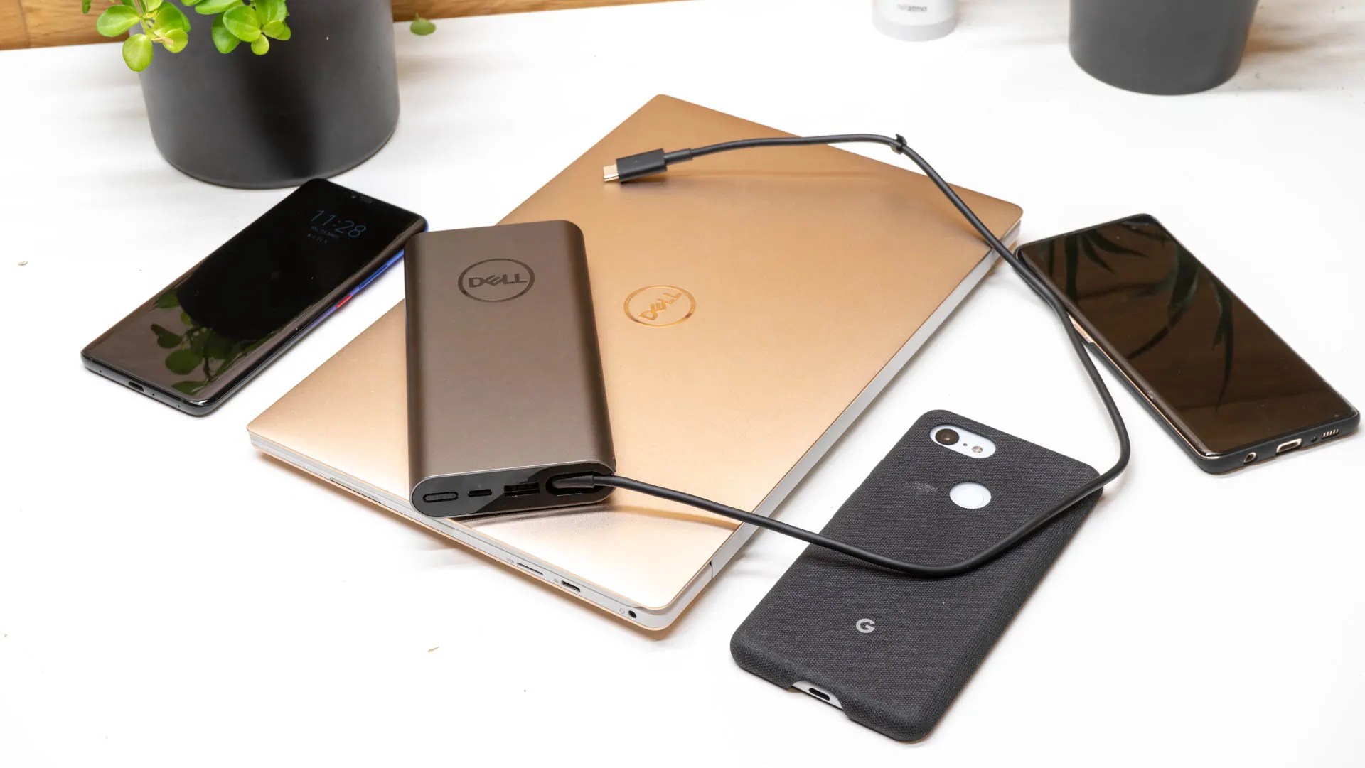 Die Dell Notebook Power Bank Plus PW7018LC mit 65W Leistung im Test Techtest