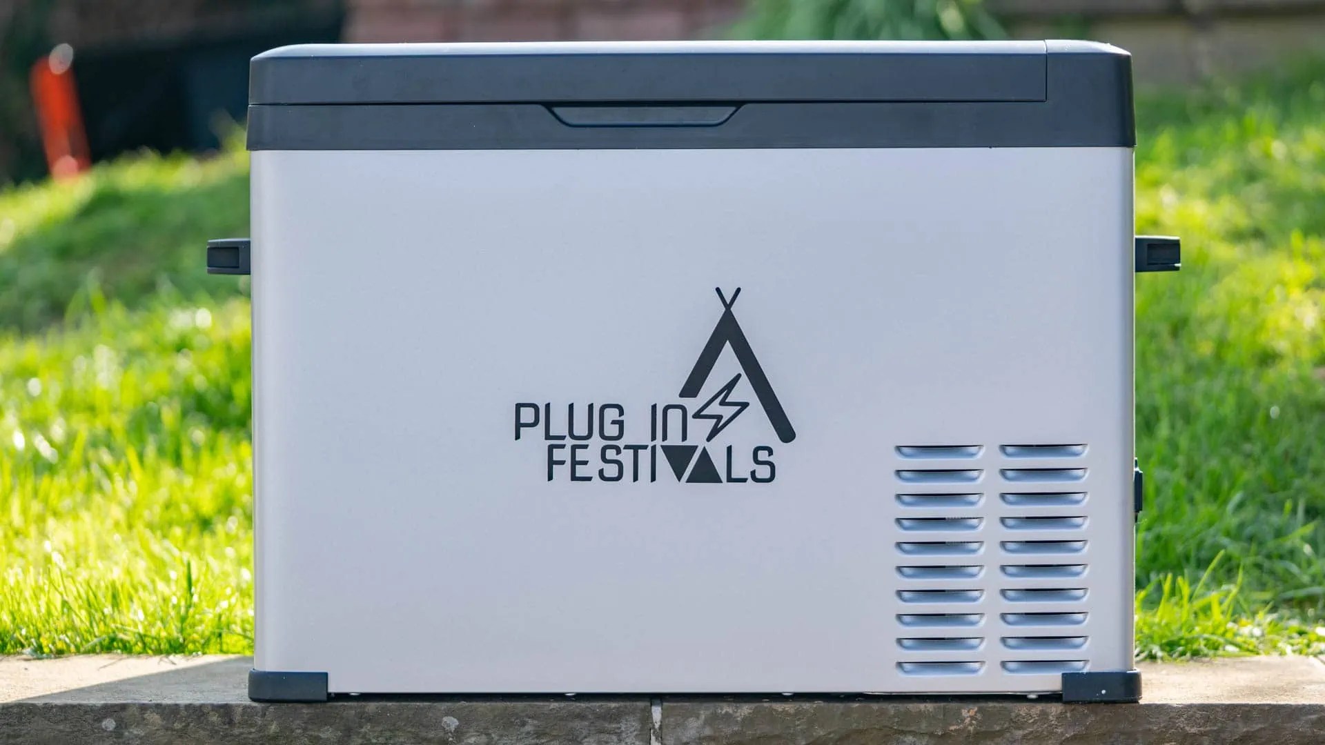 Test: PLUG IN FESTIVALS IceCube 40L, sehr gute Kompressor-Kühlbox mit