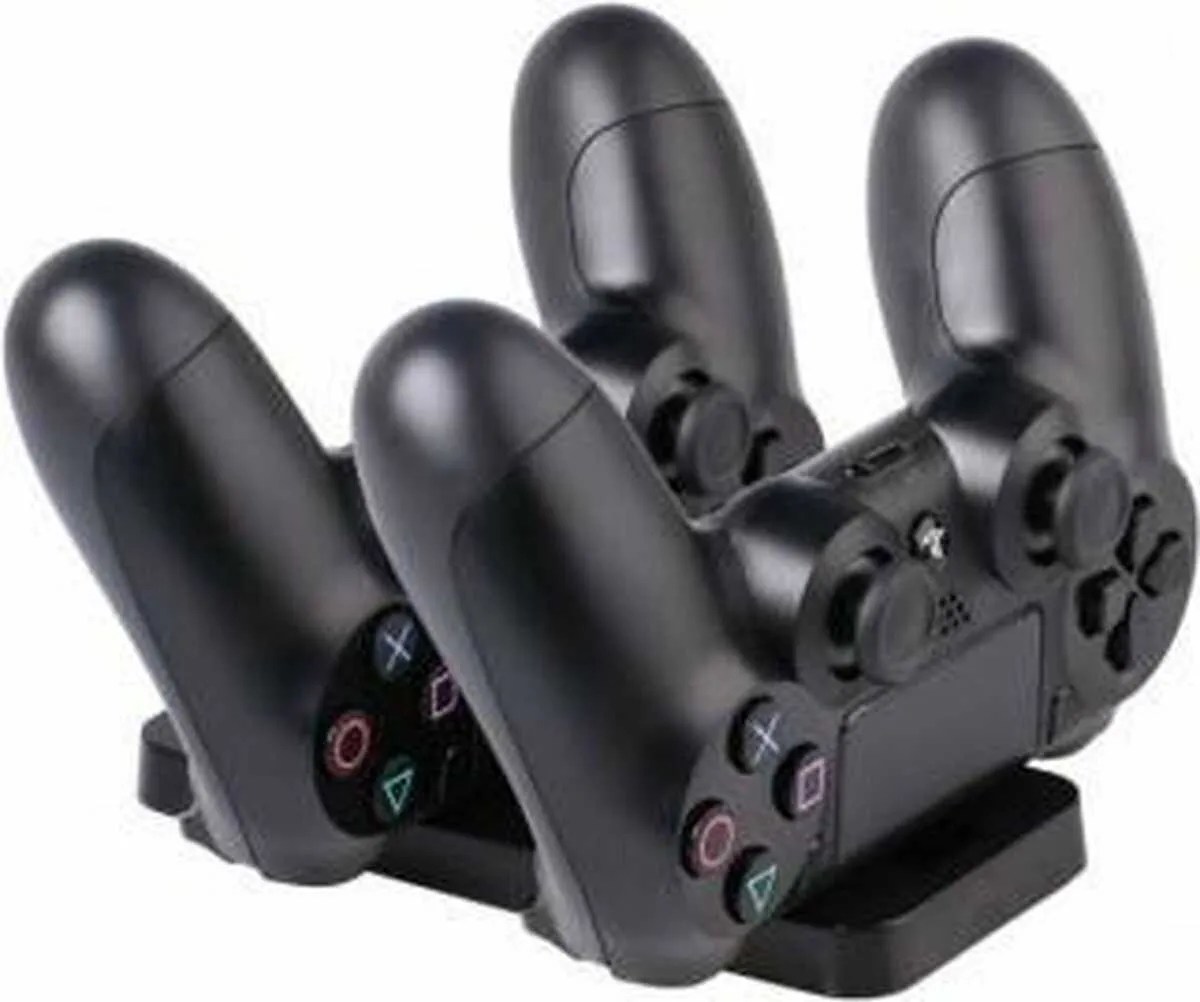 Hoe laad je een PS4 controller op?