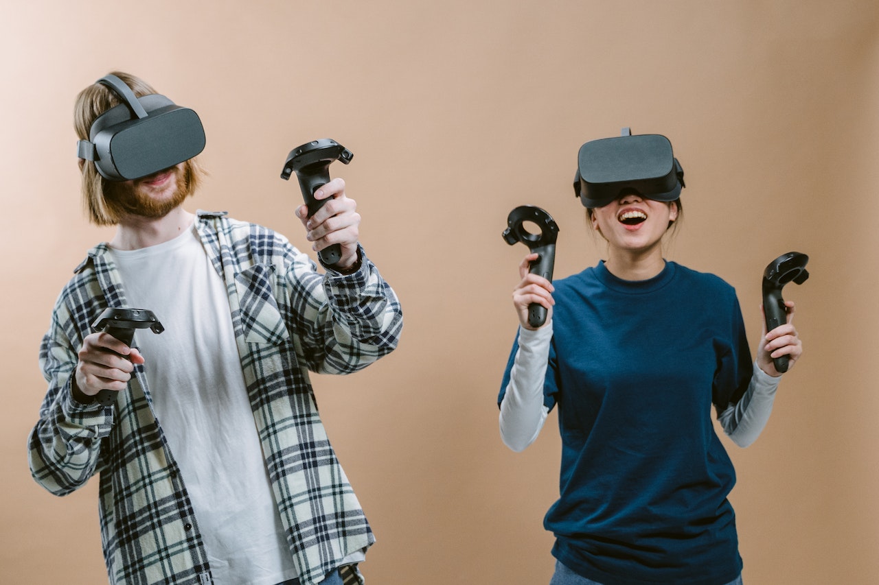 How to Turn on VR Headset Oculus? Everything You Need to Know with