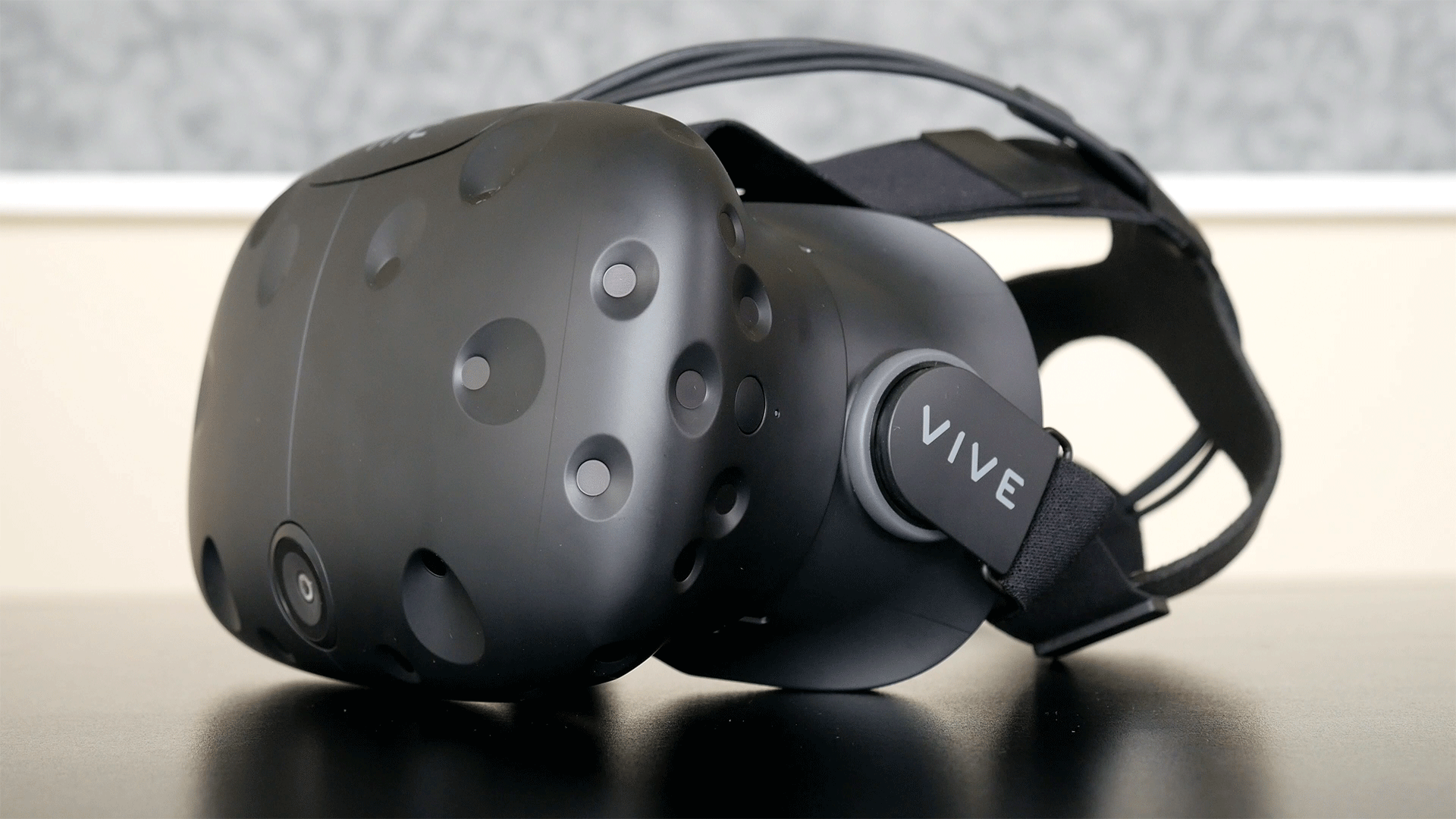 HTC Vive 2 Release Dates Postponed Indefinitely