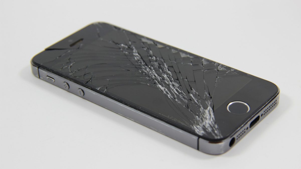 Shattered Screen? How To Fix A Broken Phone Screen