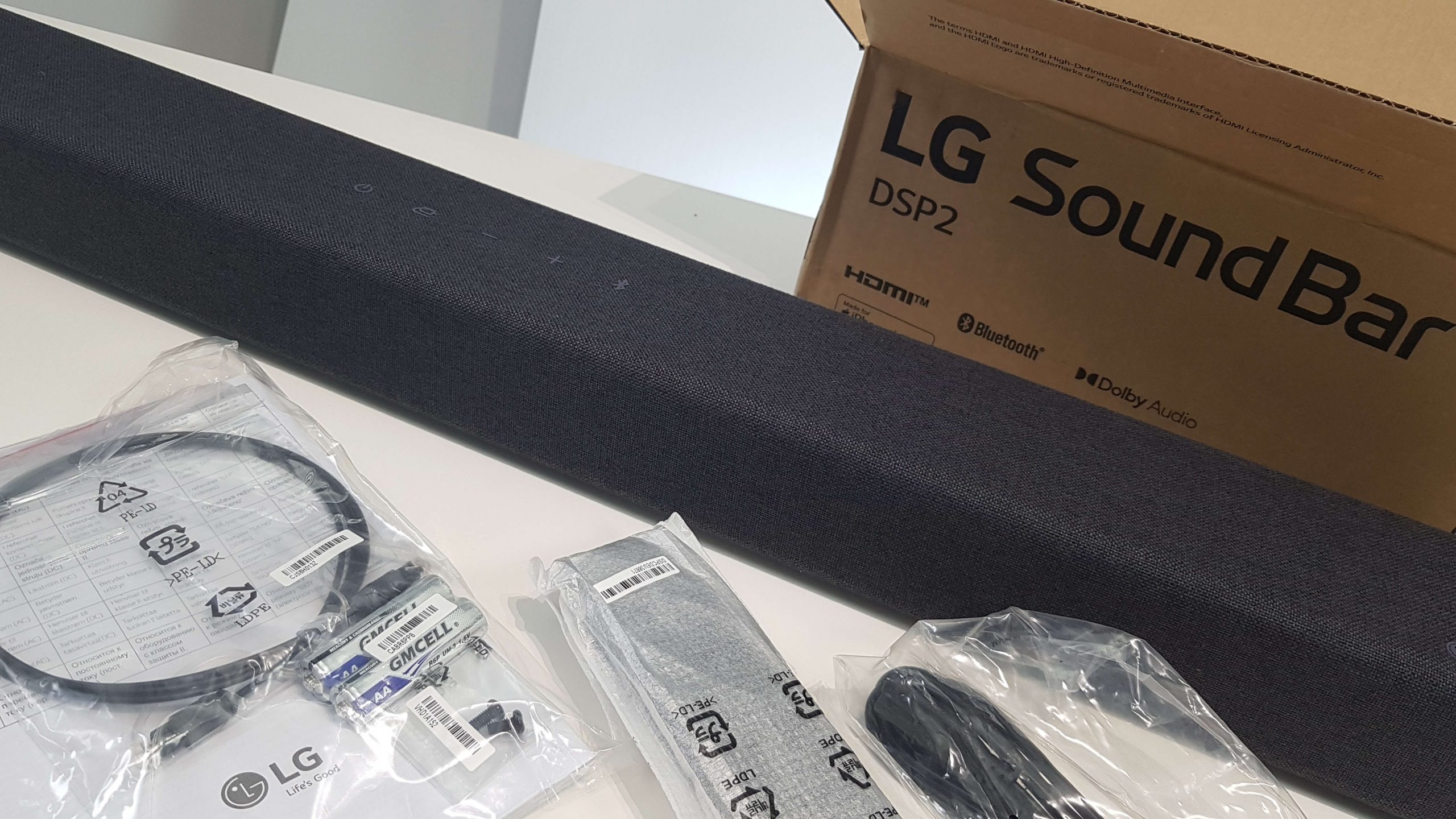 LG SP2 Soundbar Review - Exciting sound with a stylish design - Tech