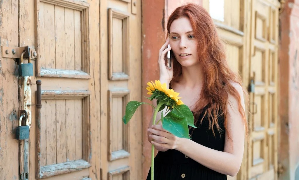 Beep Before Someone Picks up the Phone Meaning? (9 Reasons)