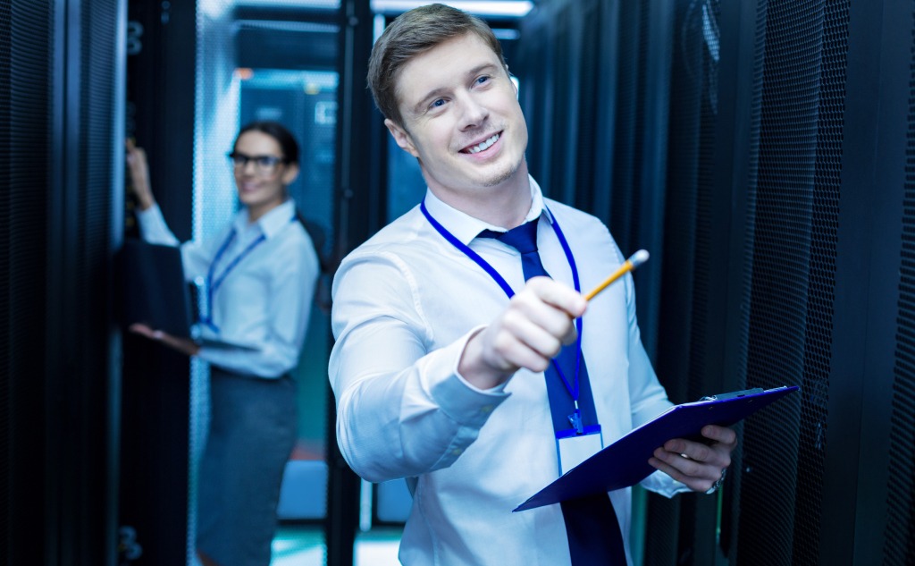 IT Architecture vs. IT Infrastructure How Do They differ?