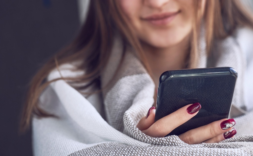 Temperature Too Low To Charge Phone: How To Fix? (8 Ways)