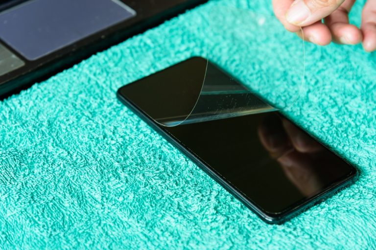 Dust or Hair Under Phone Screen Protector Bad? Tech With Tech