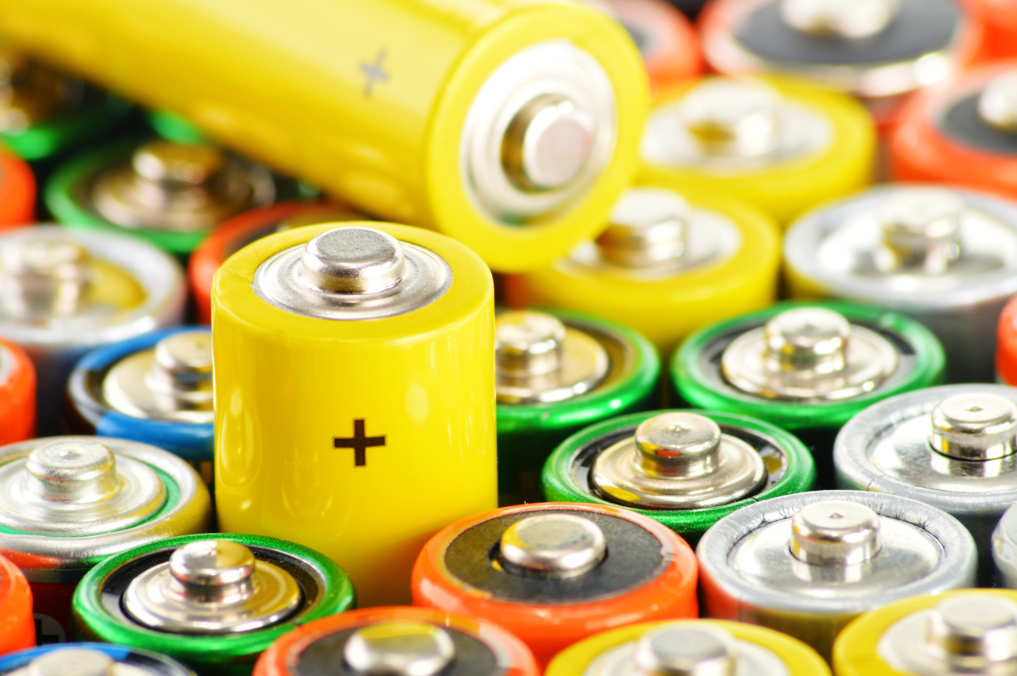 Recharging NonRechargeable Batteries What Happens? Tech With Tech
