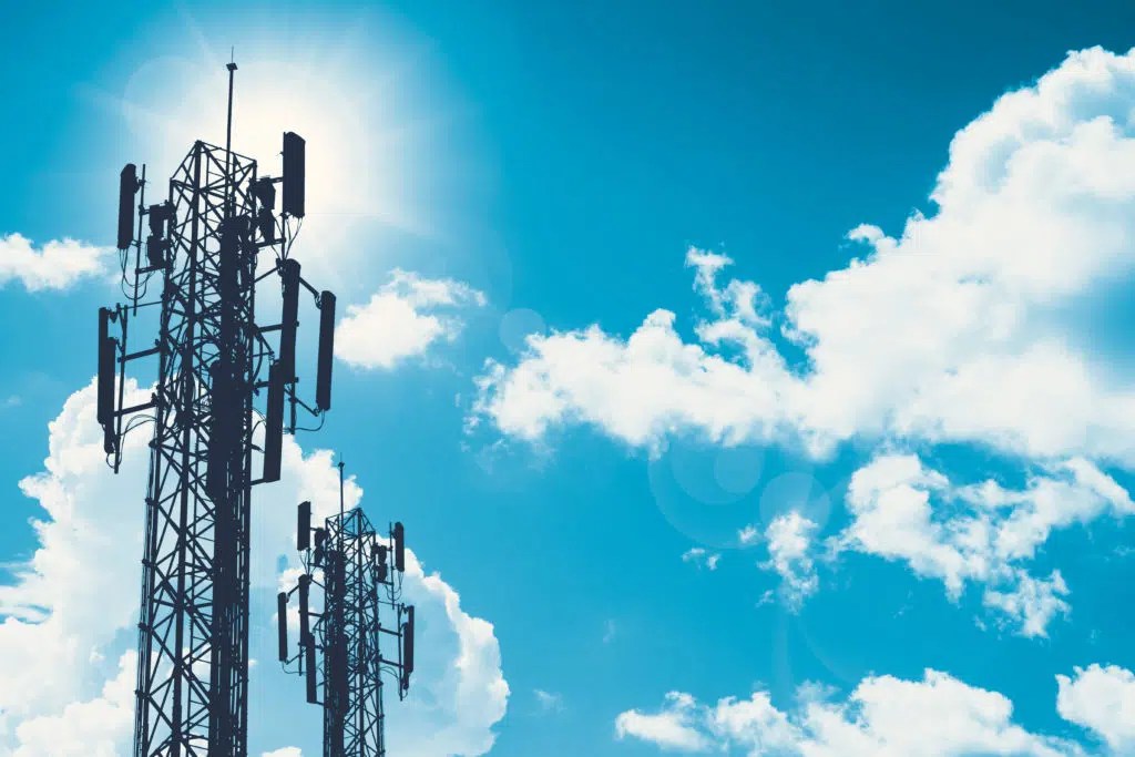 Cell Phone Pinging Cell Towers How Often and When? Tech With Tech
