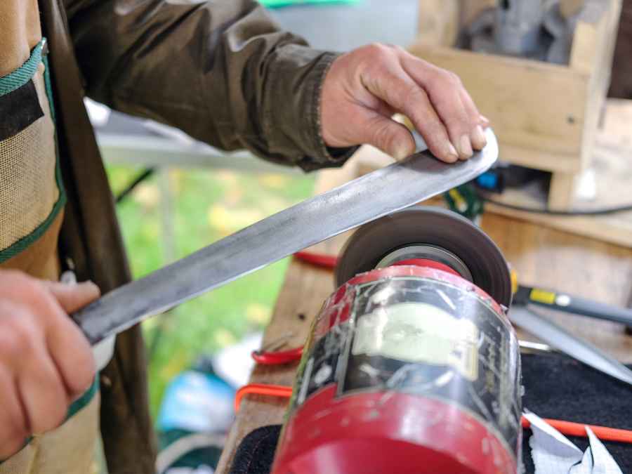 How to Sharpen a Machete