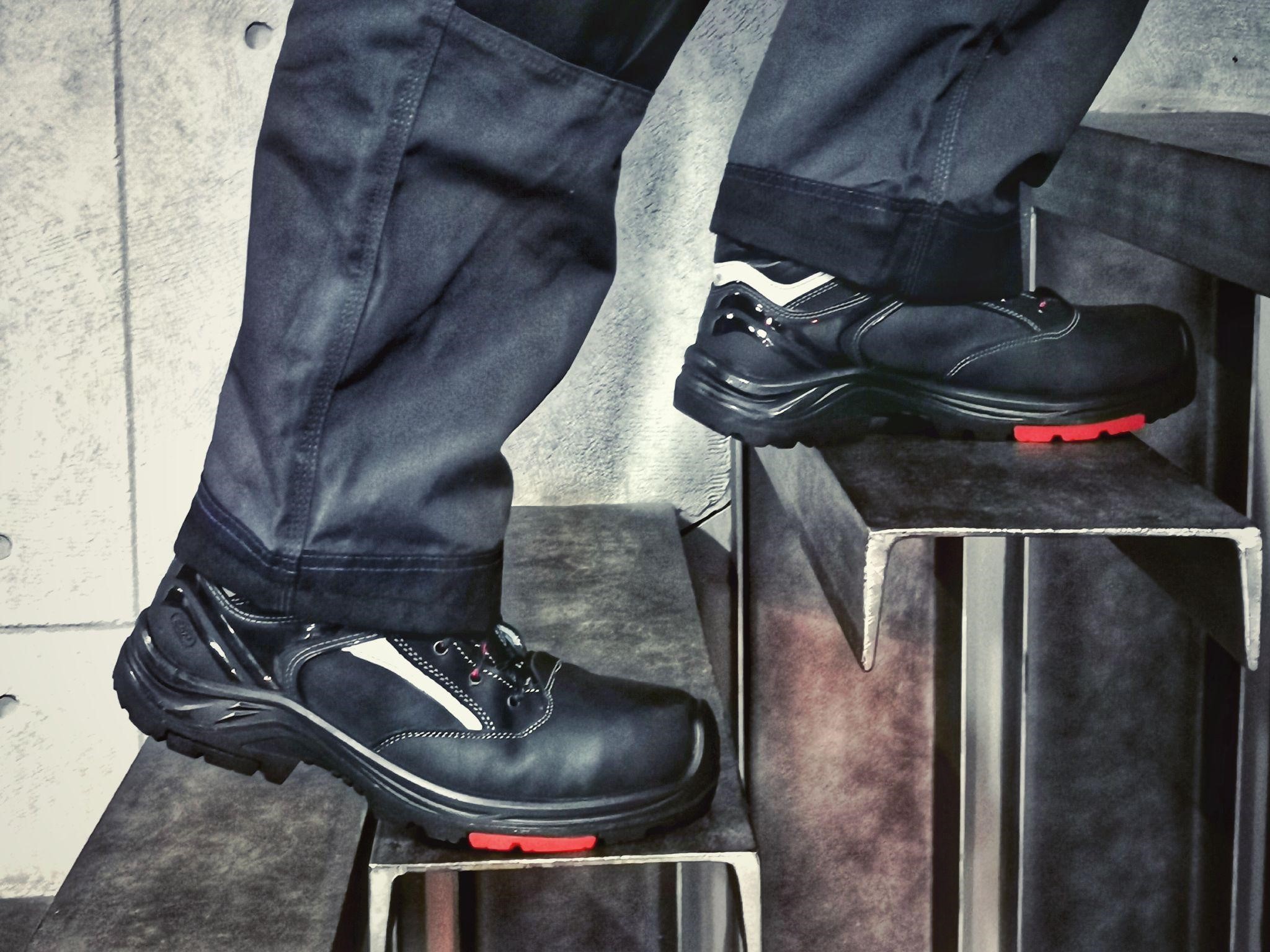 10 Reasons Why Safety Shoes Are a MustHave for Workplace Safety