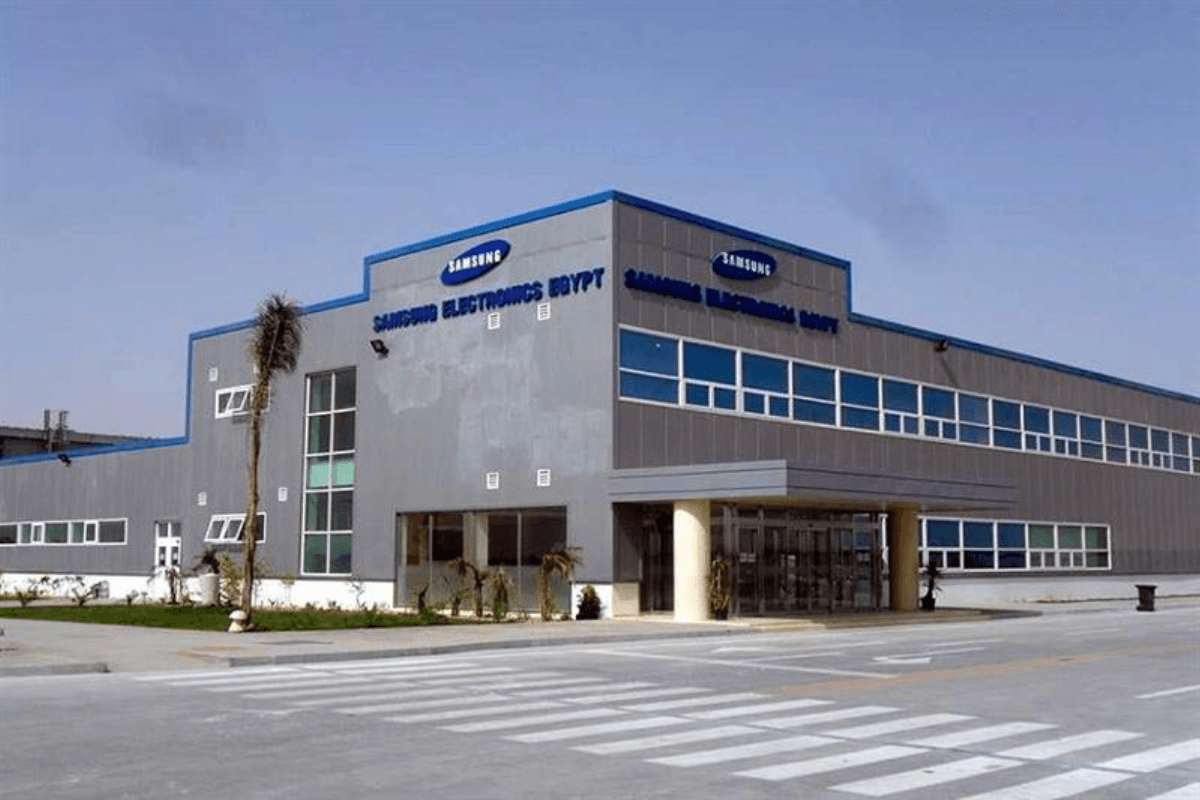 Samsung Secures Exclusive License to Build Mobile Phone Factory in