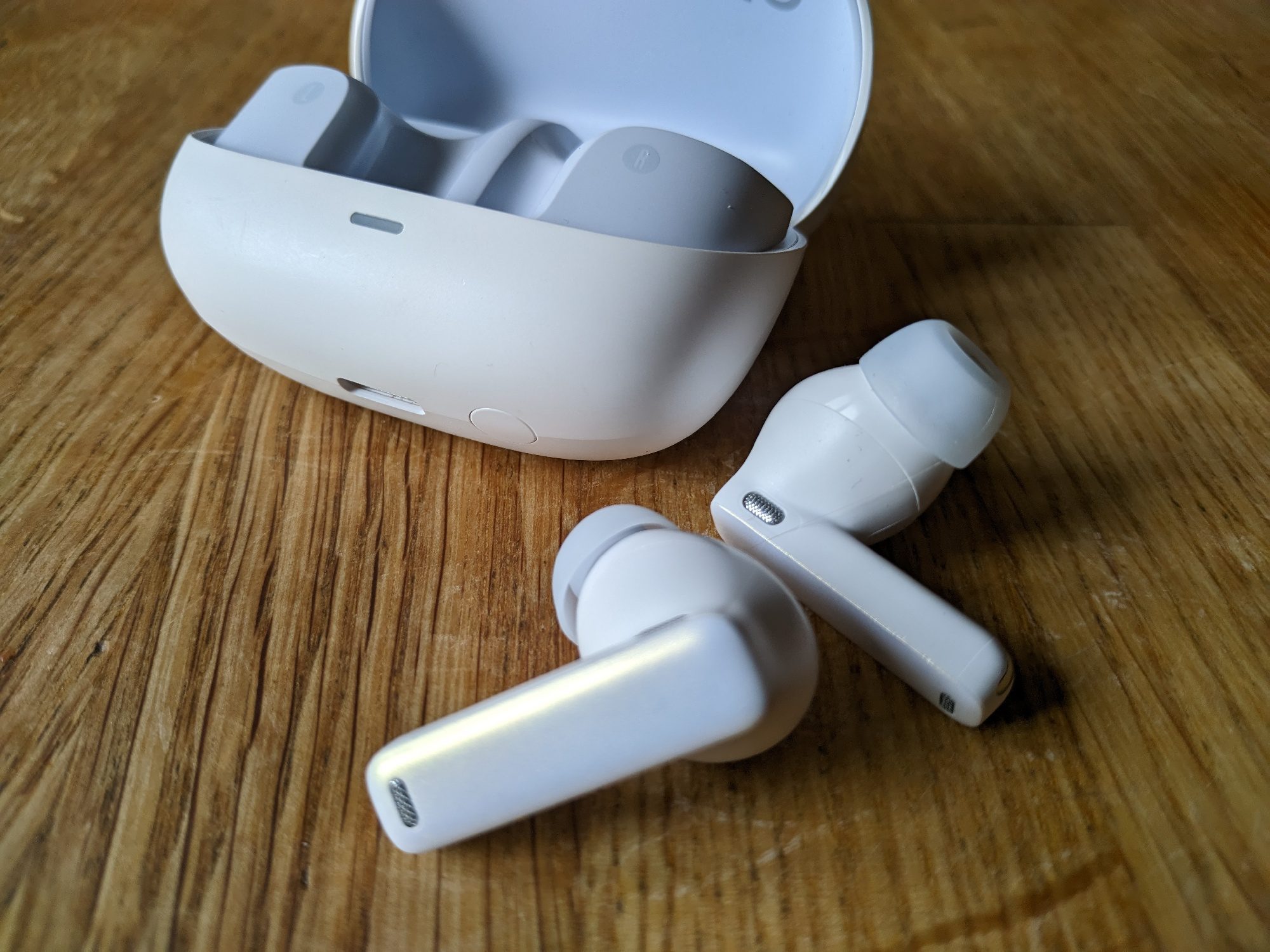 Baseus Bowie M2s Review - New Inexpensive Earphones With High End Features