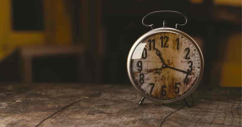 टाइम कितना हो रहा है ? Time Kitna Ho Raha Hai India Mein Time Right