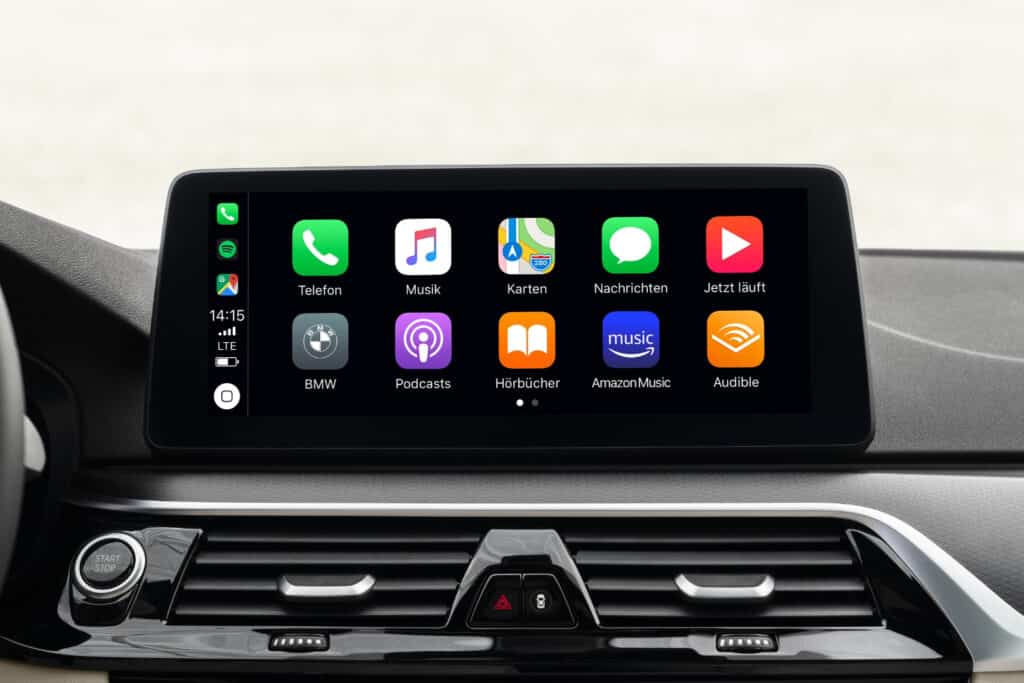 How To Watch Netflix On Apple CarPlay Guide]