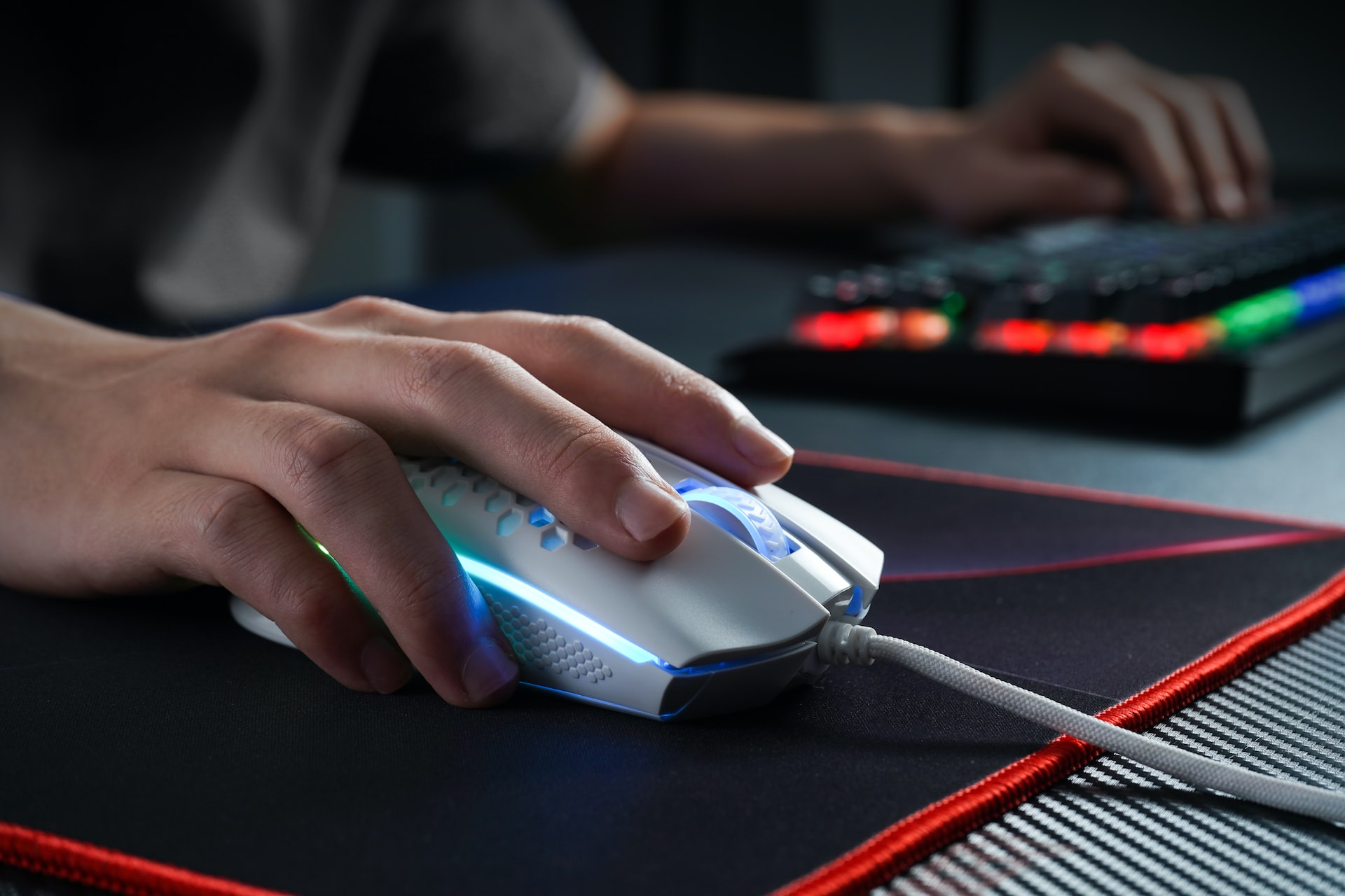 Best Gaming Mouse Under 100 Techywired