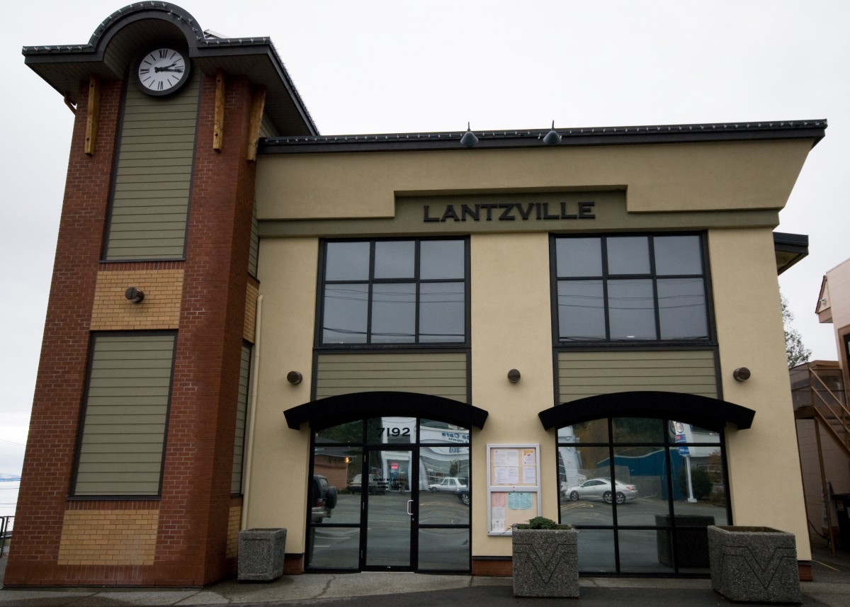 Lantzville Municipal Hall Tectonica