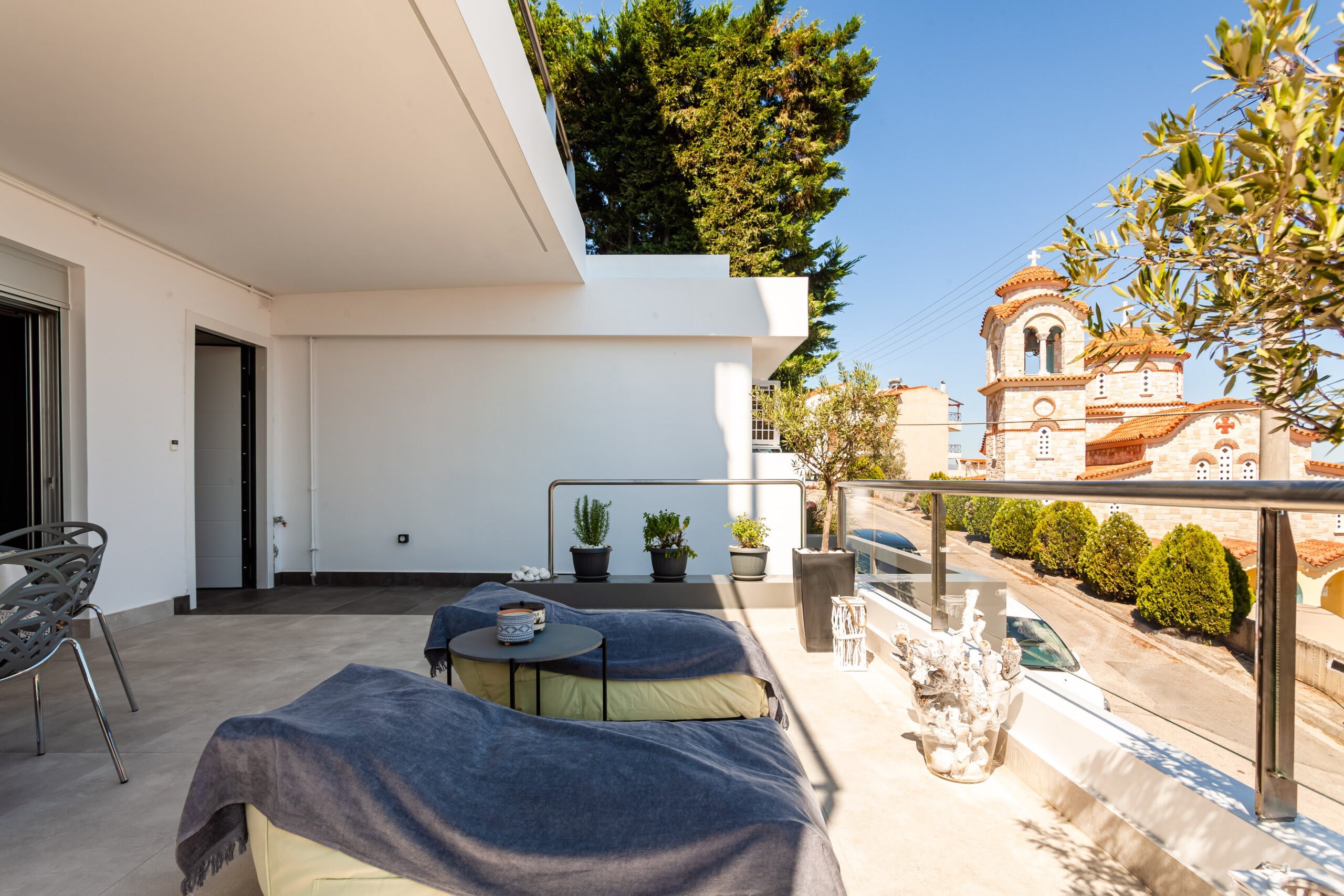 Airbnb in the suburbs of Athens Tectus Design