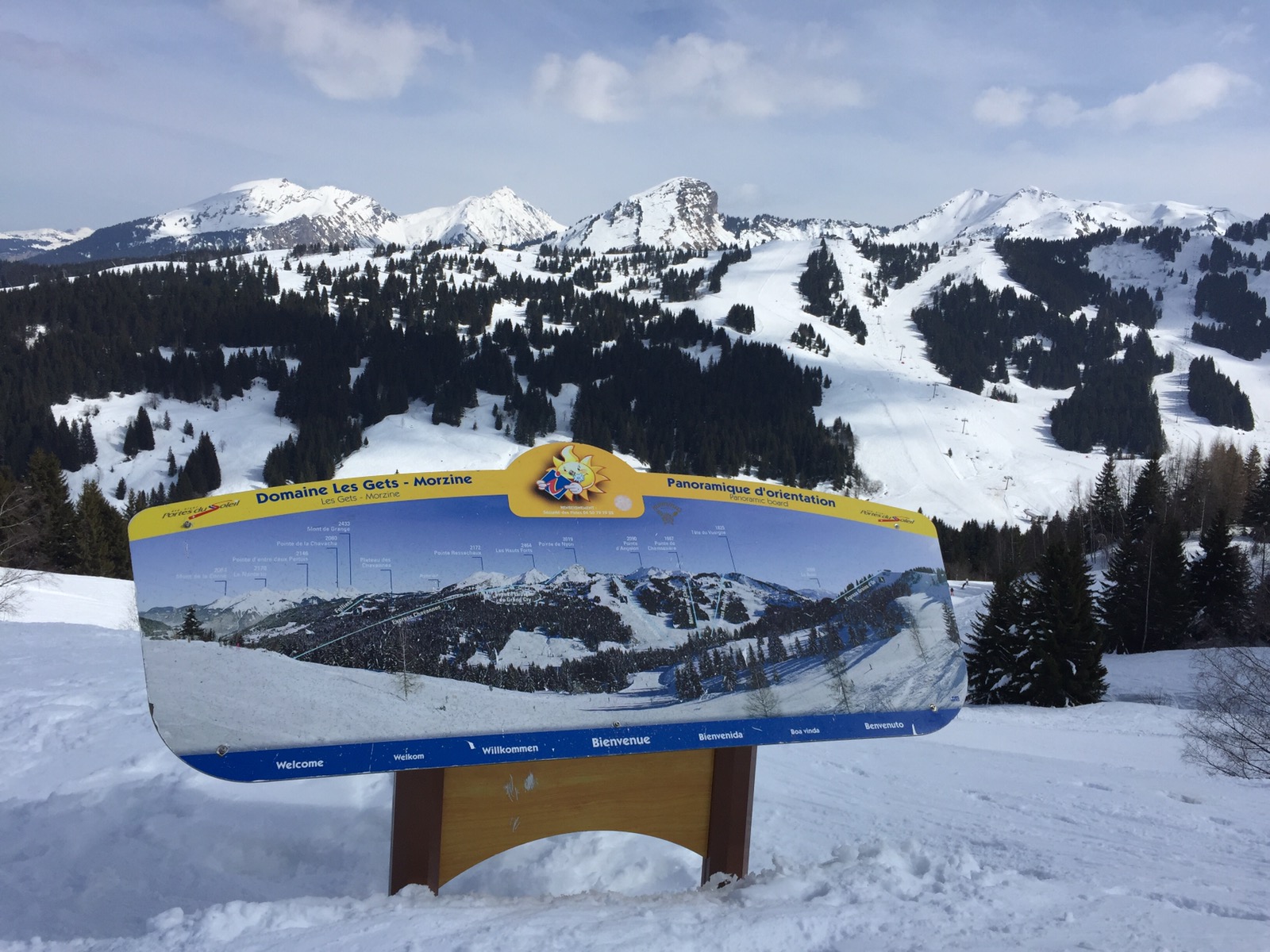 Guest travel review mountain restaurants in Les Gets Teddy Rambles