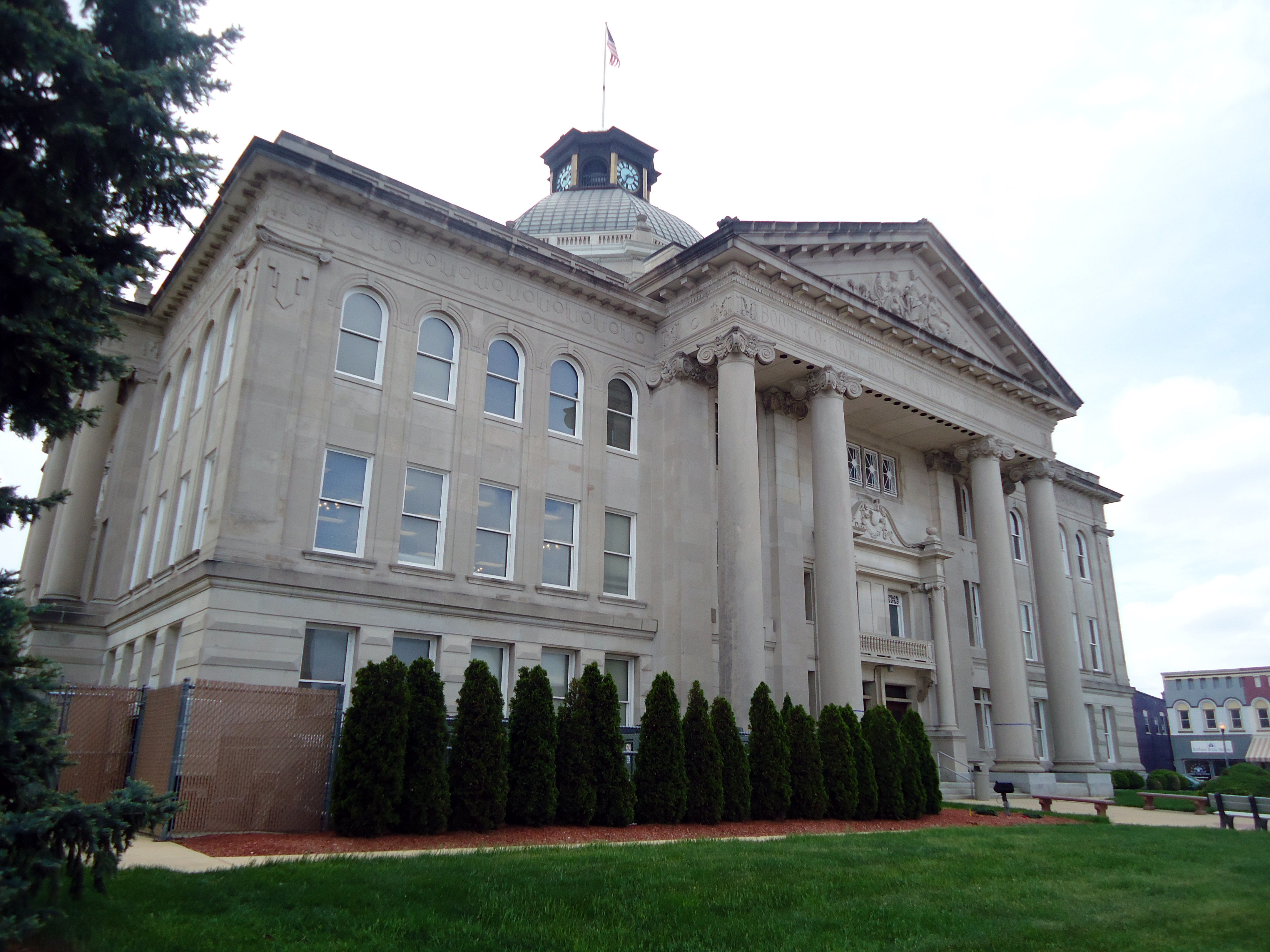 The Boone County Courthouse in Indiana (1911) Ted Shideler