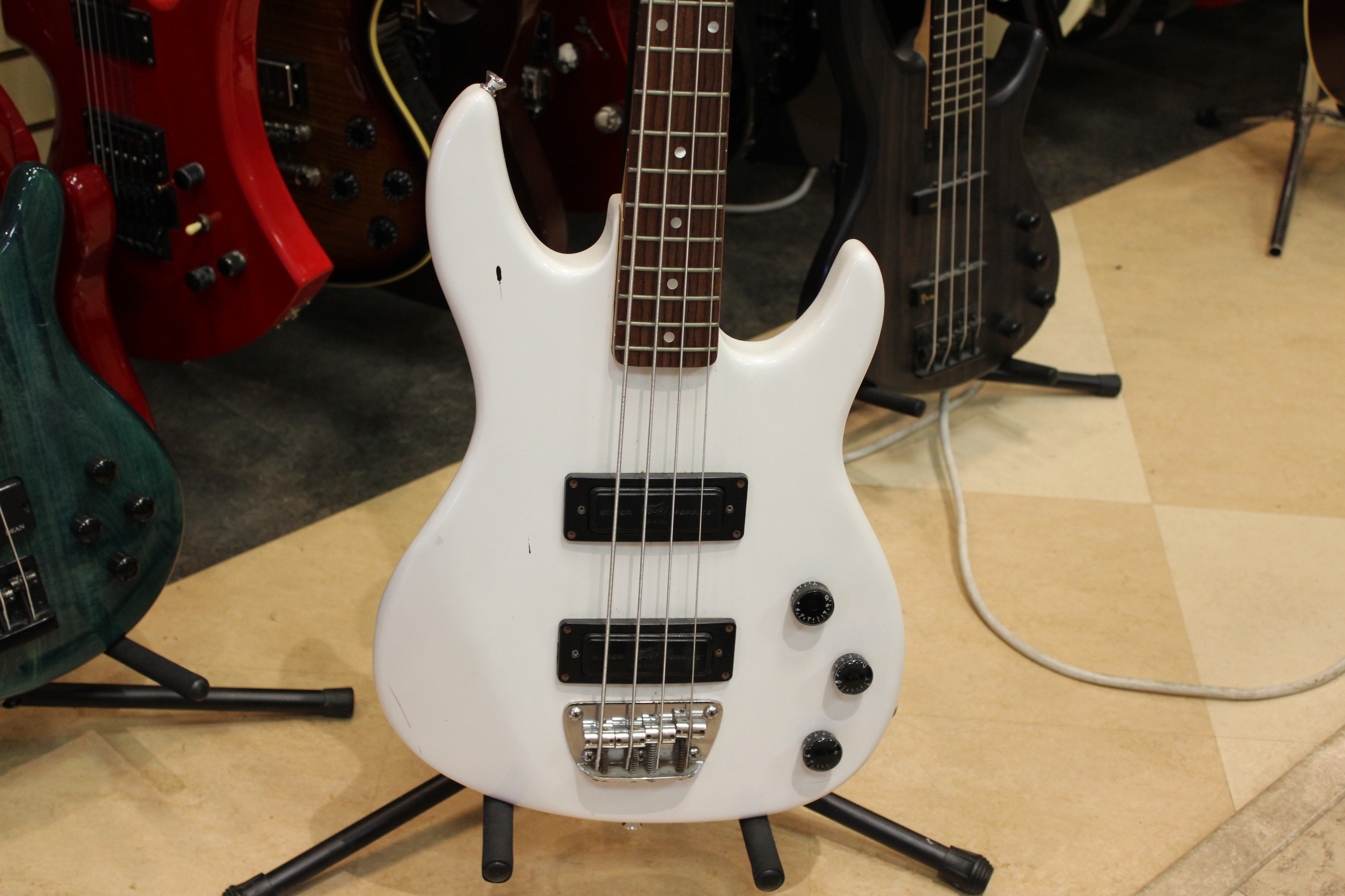 Peavey Foundation USA 4string Bass Guitar Used Ted's Pawn Shop