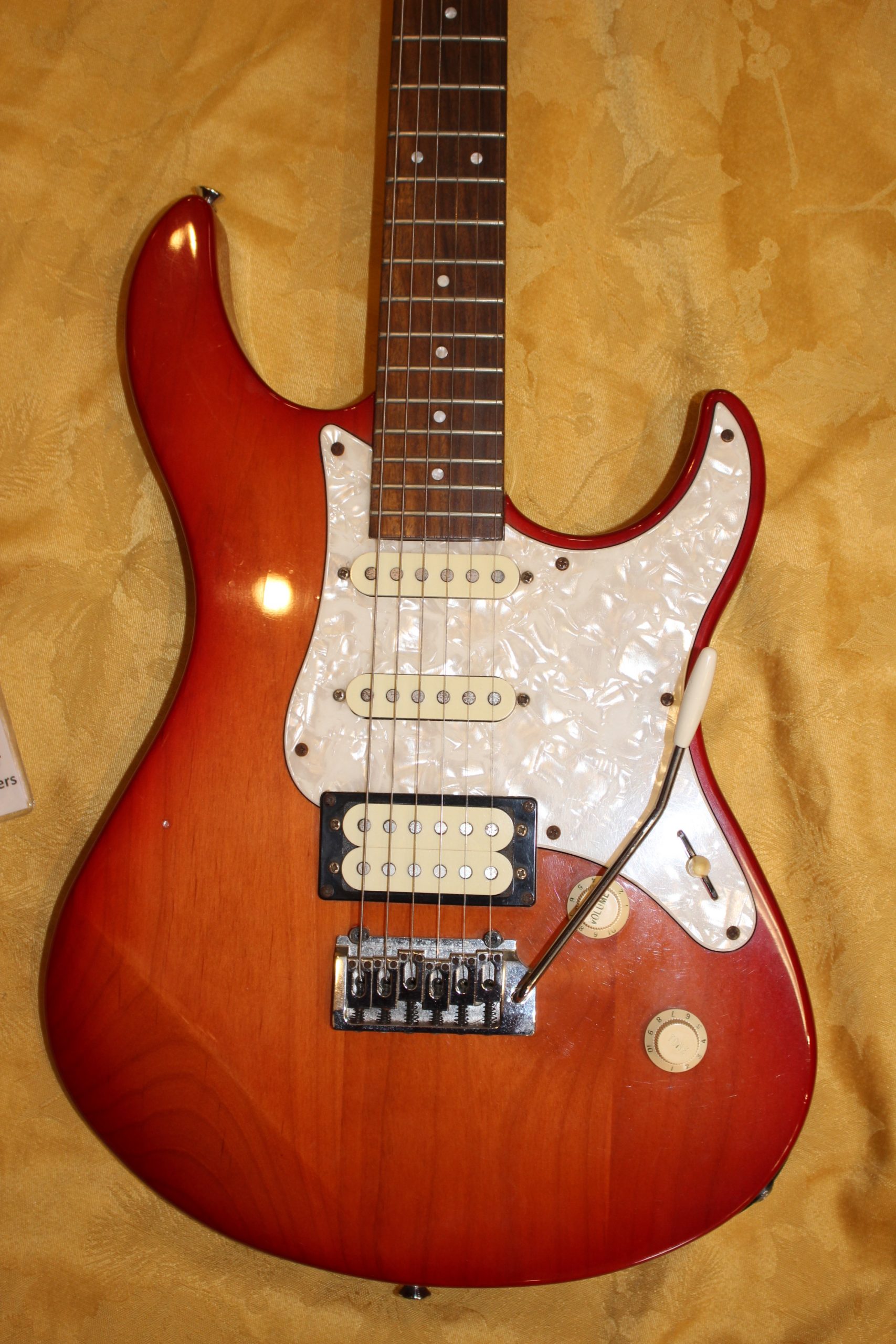 Yamaha Pacifica 604 Electric Guitar w/Sperzel Locking Tuners Ted's